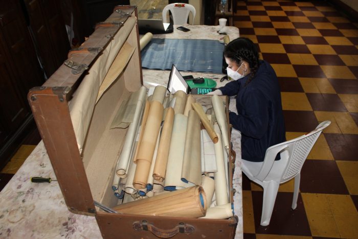 Encuentran 130 planos de Ricardo Larraín Bravo en la Basílica de los Sacramentinos