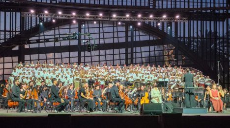 De la Estación Mapocho a los Latin GRAMMY: sinfonía "Raíces y Alas" inicia su camino al galardón