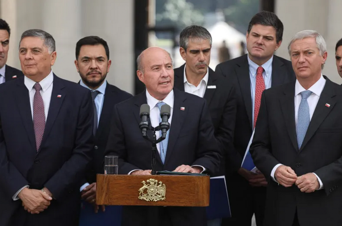 Kast, ¿el edecán de Quiroz?