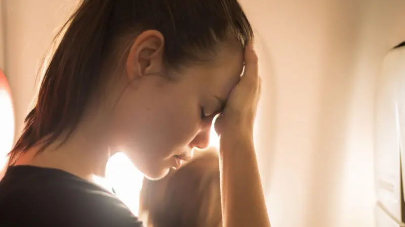 "Sientes que estás en una trampa de la que no puedes escapar": mujeres arrepentidas de ser madres