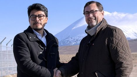 Canciller se reúne en plena frontera con su homólogo boliviano: "Queremos dar la señal"