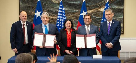 Chile y EE.UU. firman acuerdo de seguridad y avanzan en negociación por minerales críticos