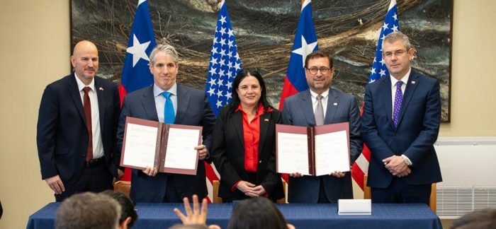 Chile y EE.UU. firman acuerdo de seguridad y avanzan en negociación por minerales críticos