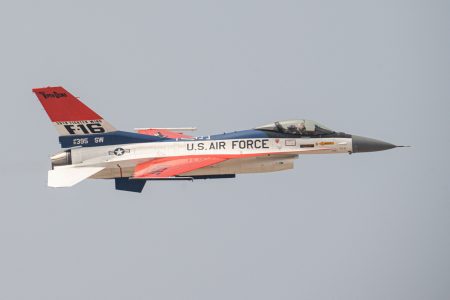 Polémica en Perú por compra de aviones F-16 escala y llega al Congreso