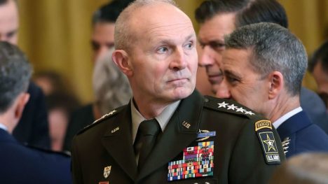 Trump destituye al Jefe del Estado Mayor del Ejército en plena guerra de Irán