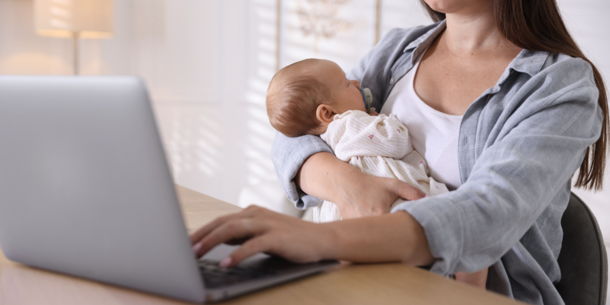 Retorno laboral tras el embarazo: cómo las madres enfrentan la doble carga diaria