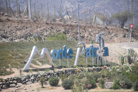 "Bencinazo": una amenaza terminal para la agricultura en Monte Patria