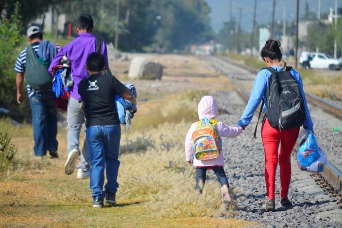 Circular del Registro Civil abre polémica por nacionalidad de hijos de migrantes