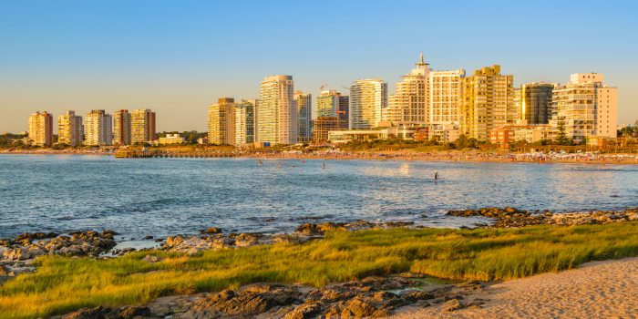 Uruguay se consolida como destino turístico en Sudamérica: playas, cultura y crecimiento del sector