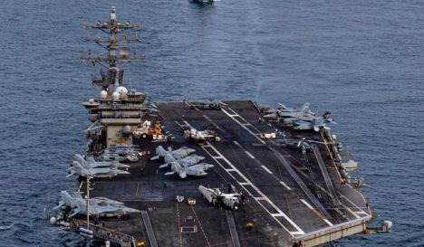 Portaaviones USS Nimitz llega a Valparaíso en despliegue naval de EE.UU. por Sudamérica