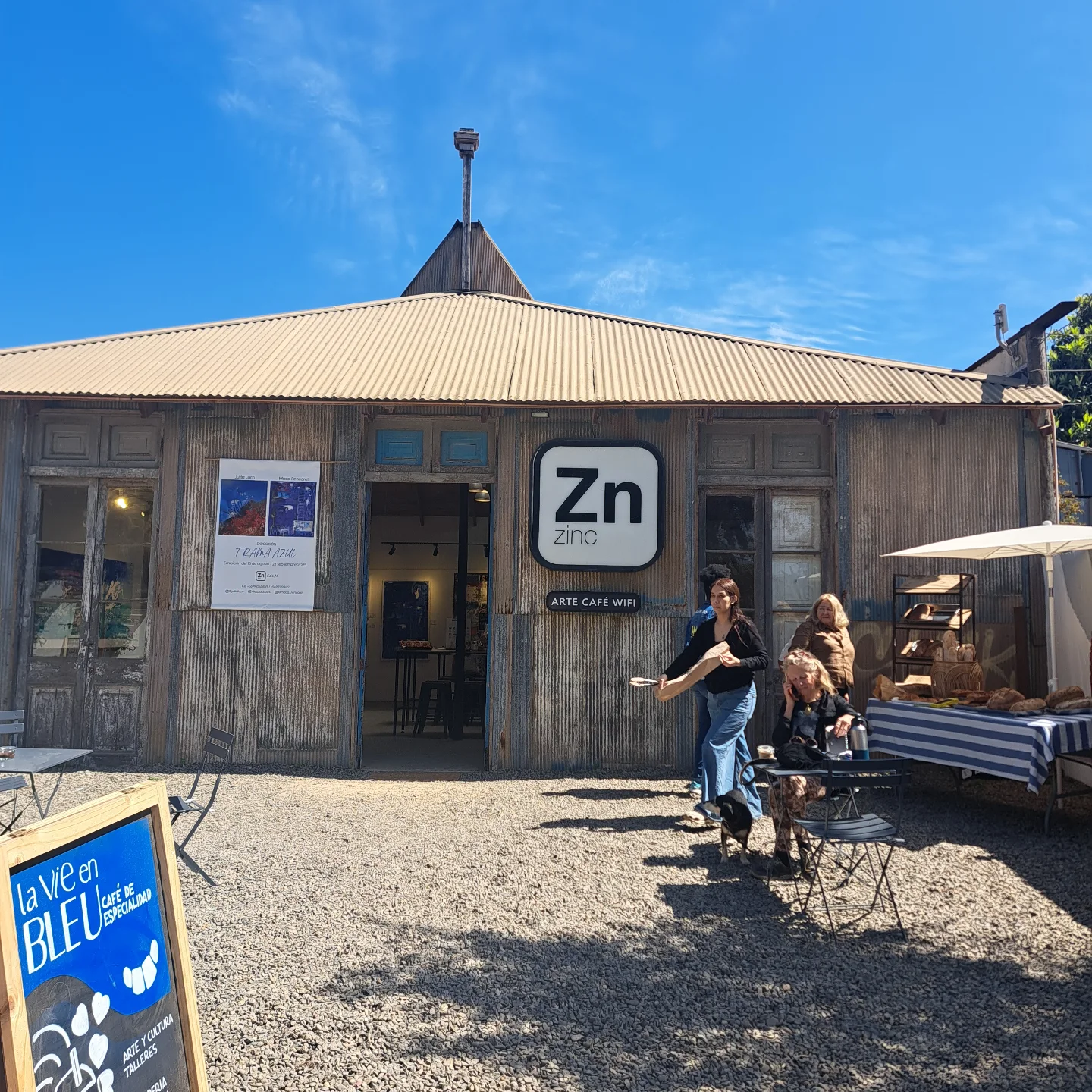 Arte, musica y gastronomia en Laguna de Zapallar