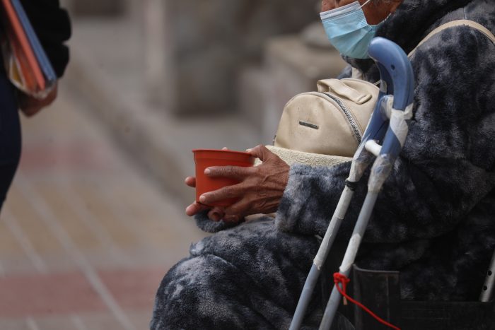 Estudio de Fundación SOL: salario mínimo no alcanza a cubrir requerimientos de línea de la pobreza