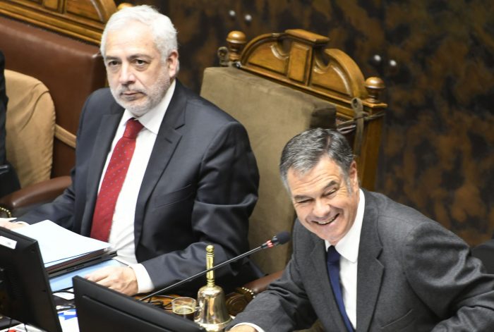 Puntaje no óptimo: la trastienda del fallido intento de Guzmán por volver a la Secretaría del Senado
