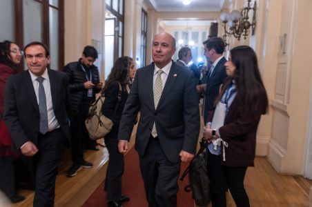 Gobierno ingresa proyecto para reajustar salario mínimo por IPC: alza sería de $7.546
