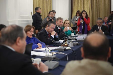 Mepco, sala cuna, bonos, licencias falsas y tributos marcan principales temas de 1.500 indicaciones