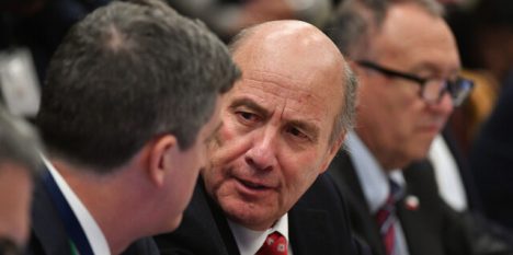 Quiroz pierde filtro y acusa "frases ignorantes" de diputados opositores en debate de Ley Miscelánea