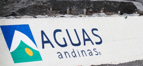 Aguas Andinas reforzará infraestructura de red de agua potable para potenciar el suministro en la RM