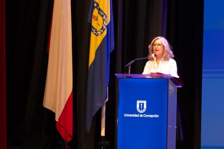 Jacqueline Sepúlveda asume como la primera rectora de la Universidad de Concepción en 107 años