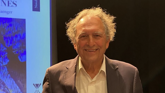 Novela “Cuarenta y cinco escalones” de Juan Carlos Díaz Saenger: retorno a un viejo amor