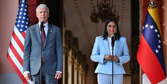 Cómo Delcy Rodríguez está desmantelando en Venezuela el modelo económico chavista