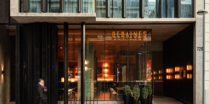 Gastronomía, patrimonio y lujo: la propuesta de Debaines Hotel Santiago en el corazón de la capital