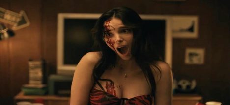 “Obsession”: el amor romántico en su punto más oscuro