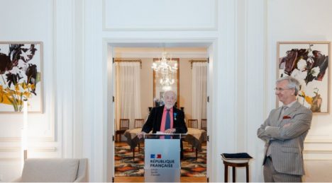 Sociólogo Manuel Antonio Garretón recibió la Orden Nacional del Mérito de Francia