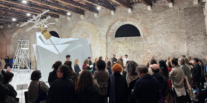Entre aplausos Chile inauguró Pabellón “Inter-Reality” en la 61° Bienal de Venecia