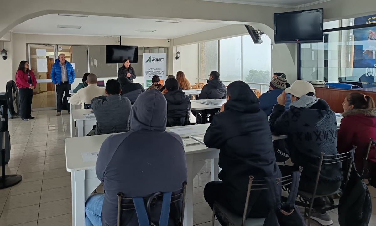 Impulsando la empleabilidad en Talcahuano con un curso gratuito de operación de grúa horquilla