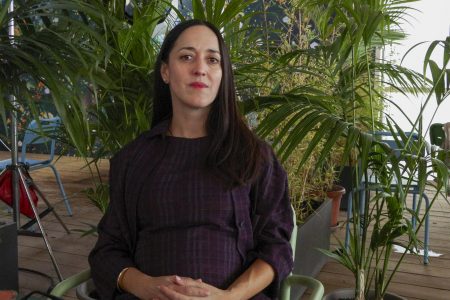 Dominga Sotomayor adapta en Cannes en clave chilena la novela colombiana 'La perra'