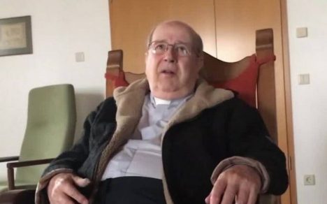 [Lo+leído] Francisco Cox: Justicia acredita delitos sexuales y lo sobresee por prescripción