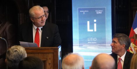 "Partir es morir un poco": el amargo y filoso portazo de Pacheco a Codelco y al negocio del litio