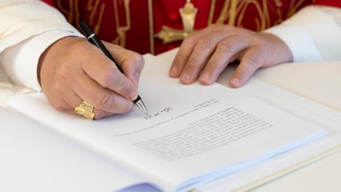 De la Inteligencia Artificial a la Inteligencia Apostólica, el rol de las universidades católicas