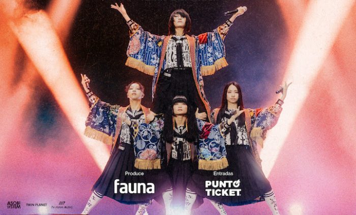 Banda japonesa ATARASHII GAKKO! en Teatro Caupolicán