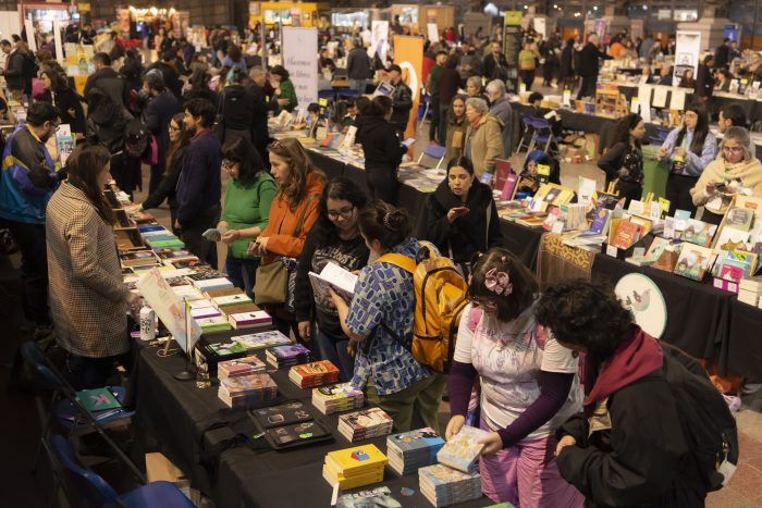 Furia del Libro recibe por primera vez masiva participación de editoriales extranjeras y regionales
