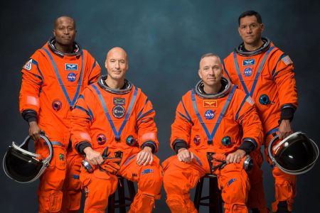 NASA revela tripulación de Artemis III para el regreso de astronautas a la Luna