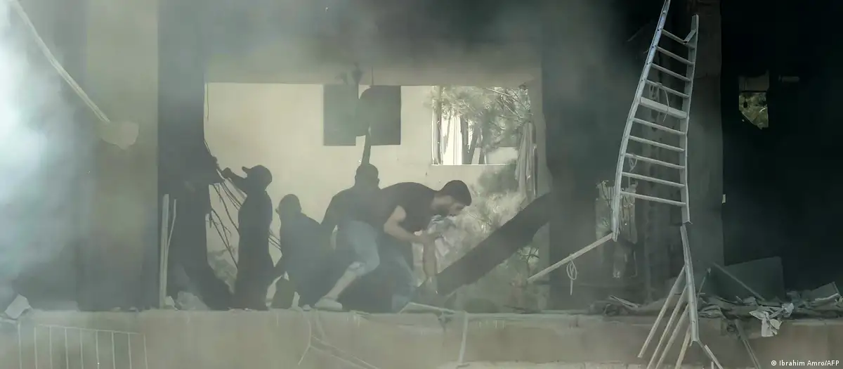 Ataque israelí contra suburbios del sur de Beirut deja tres muertos y 16 heridos