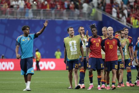 España derrota 4-0 a Arabia Saudita con gol de Lamine Yamal