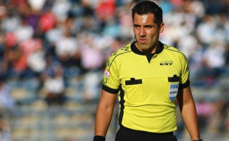 Árbitro Cristián Garay rompe sequía de 12 años y representará a Chile en el Mundial 2026