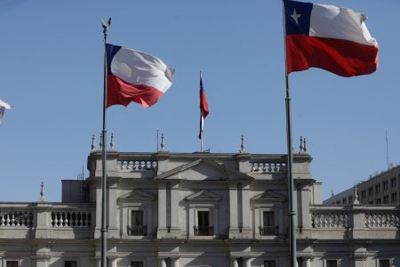 Encuesta ICSOH-UDP: preocupación domina el ánimo del país y crece demanda por mayor rol del Estado
