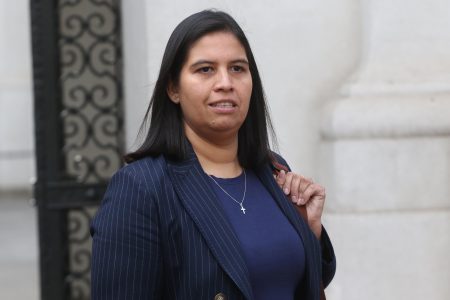 Senadora Balladares (RN): AC contra Grau provoca "tensiones internamente y con la oposición"