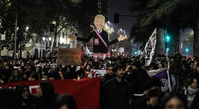 Primera manifestación tras Cuenta Pública: organizaciones rechazan megarreforma en Plaza Baquedano