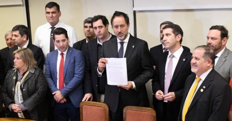 Grau en la mira: derecha abre inédito frente contra un exministro de Hacienda por cuentas fiscales