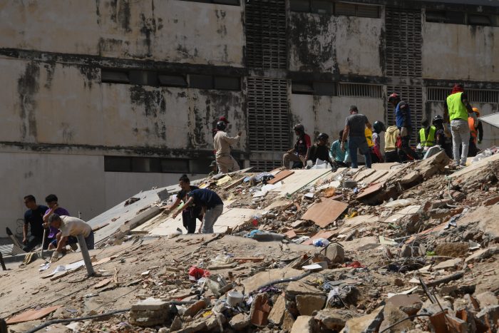 Chile envía rescatistas y equipamiento a Venezuela tras dos terremotos