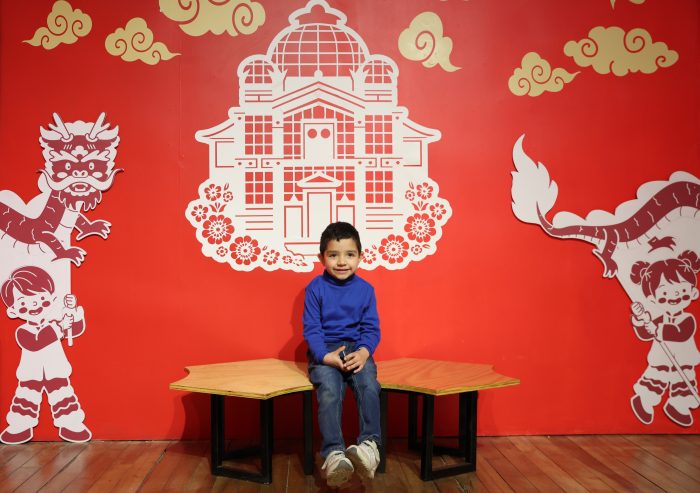 Celebran al papel y la ceremonia del té en exposición sobre la cultura de China en Chile