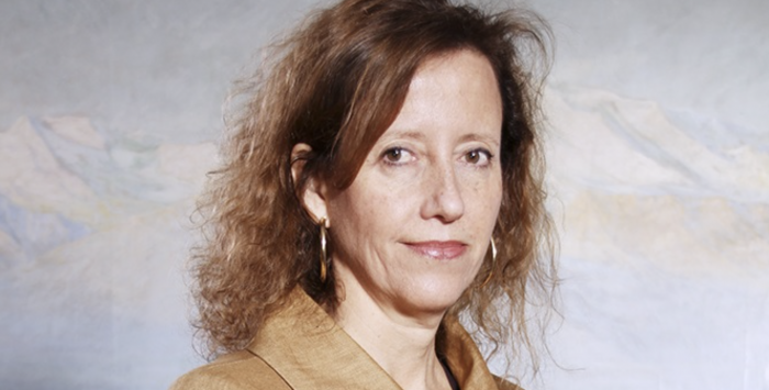 Denuncia por millonario contrato deja a ministra de la Suprema, Cristina Gajardo, contra las cuerdas
