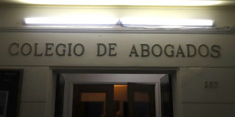 Sobre la crítica situación de la abogacía en Chile