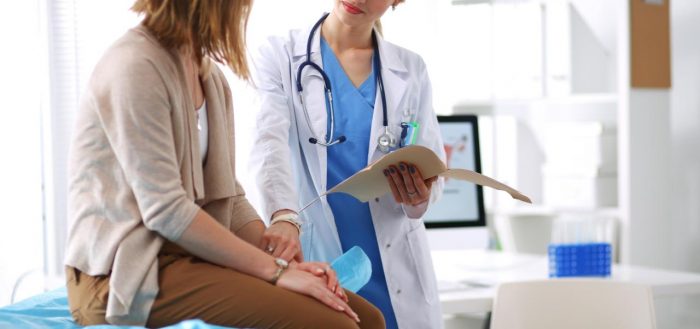 Embarazo y enfermedad renal: terapia que mejora el pronóstico de madres y bebés de alto riesgo