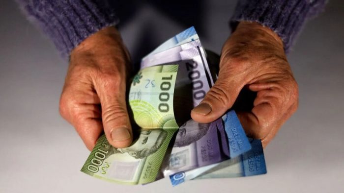 Si tienes más de 75 años o ayudas a tus papás: el cambio en la PGU que llega en septiembre