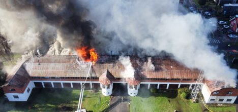 Incendio en regimiento de Osorno obliga a declarar tercera alarma: no se reportan lesionados